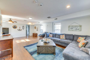 Adorable Cottage Fire Pit, Walk to Colonial Beach